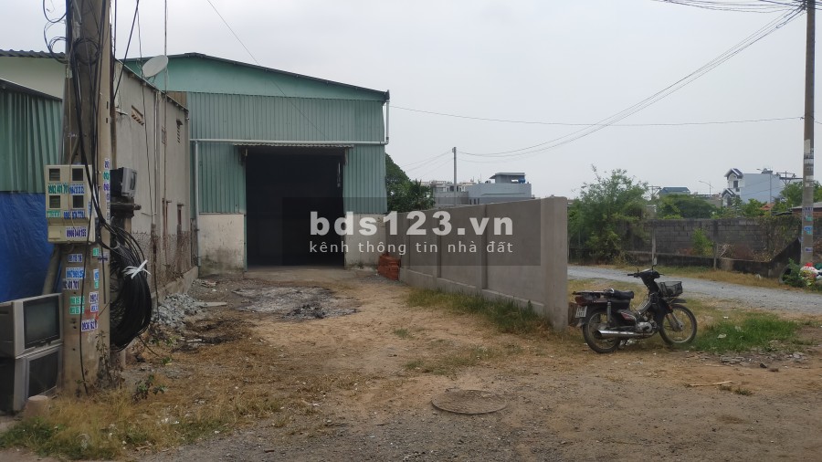 Cho thuê Mặt bằng kinh doanh Dĩ An 210m2