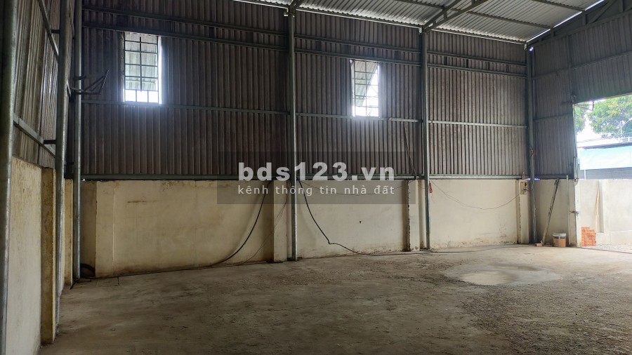 Cho thuê Mặt bằng kinh doanh Dĩ An 210m2