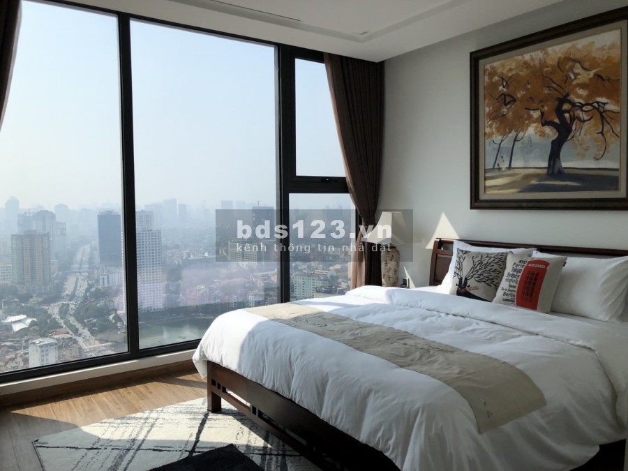 Cần Bán Gấp Căn Hộ Vinhomes Metropolis 29 Liễu giai 3pn dt 114,34m2 Lh 0915436246