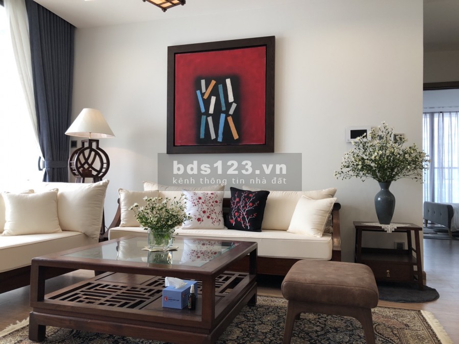 Cần Bán Gấp Căn Hộ Vinhomes Metropolis 29 Liễu giai 3pn dt 114,34m2 Lh 0915436246