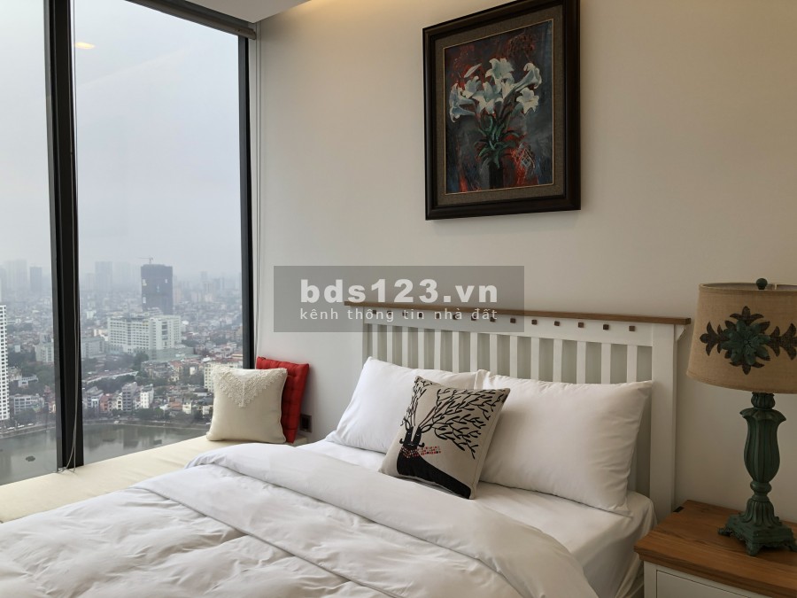 Cần Bán Gấp Căn Hộ Vinhomes Metropolis 29 Liễu giai 3pn dt 114,34m2 Lh 0915436246