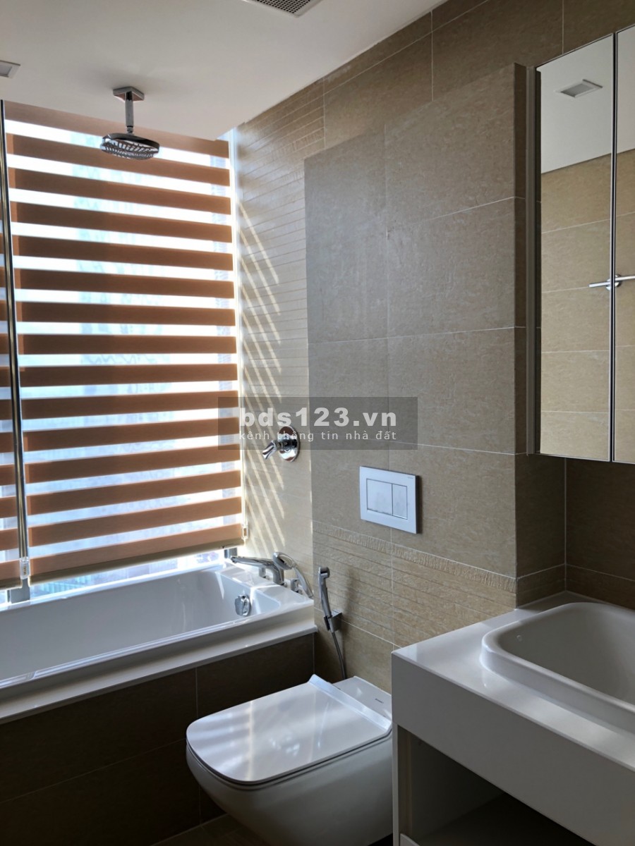 Cần Bán Gấp Căn Hộ Vinhomes Metropolis 29 Liễu giai 3pn dt 114,34m2 Lh 0915436246