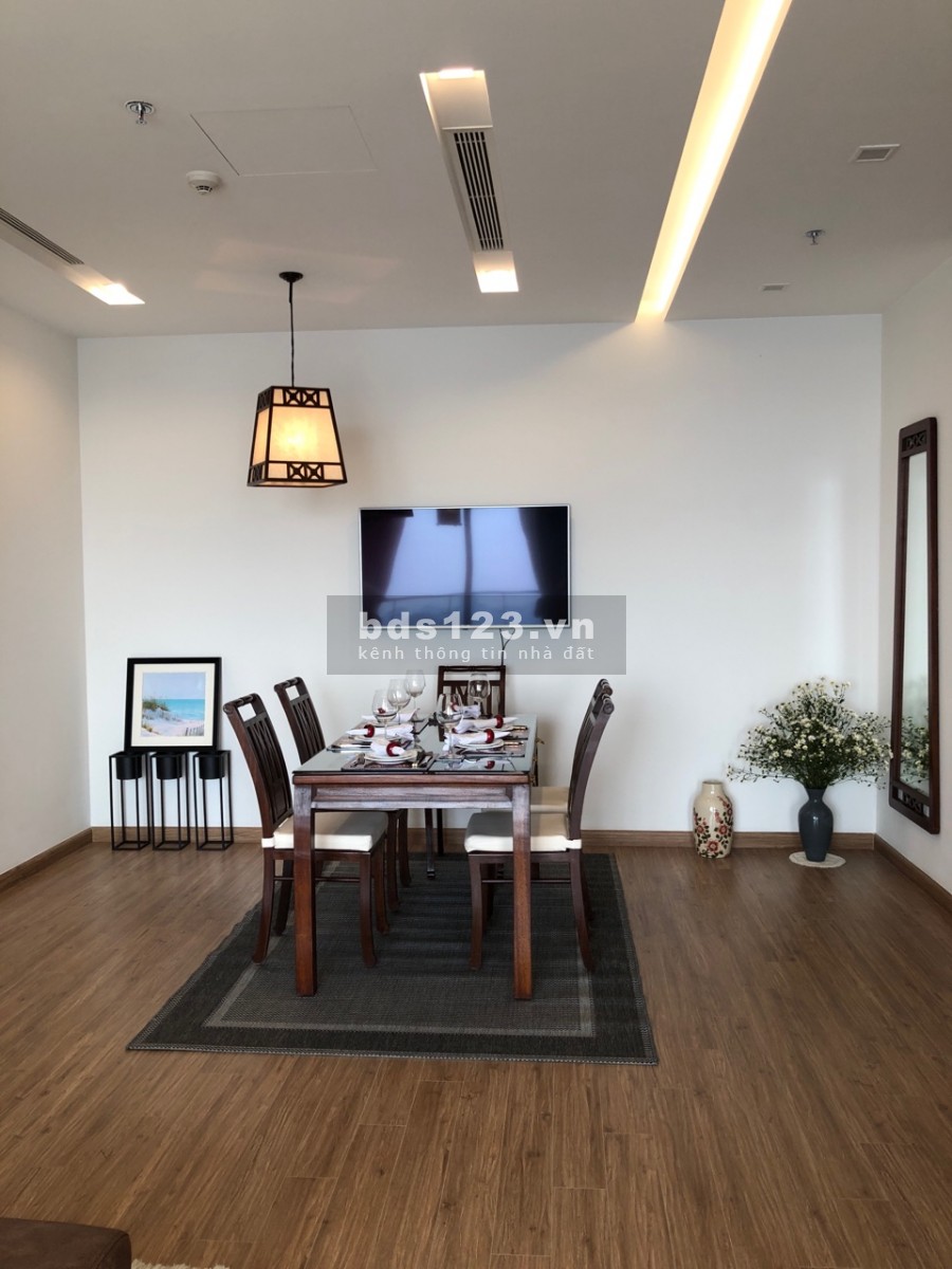 Cần Bán Gấp Căn Hộ Vinhomes Metropolis 29 Liễu giai 3pn dt 114,34m2 Lh 0915436246
