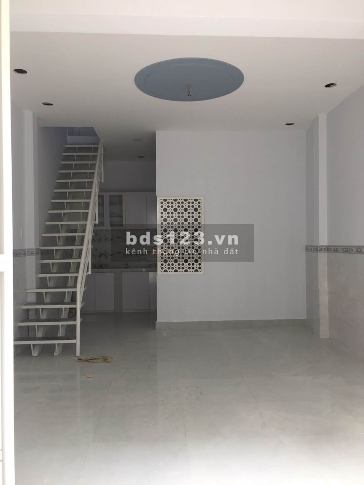 Nhà mới cần bán để đầu tư 65m2 Phước Long B, quận 9