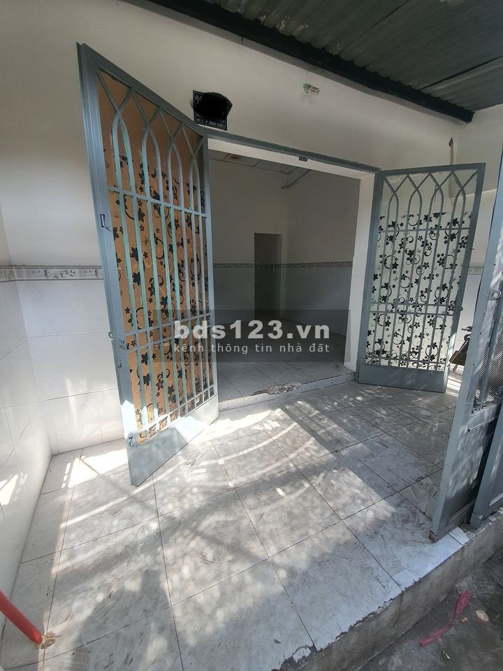 Nhà nát 42m2 gần trường TH Bình Chiểu Thủ Đức