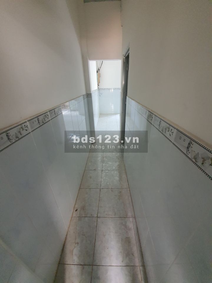 Nhà nát 42m2 gần trường TH Bình Chiểu Thủ Đức