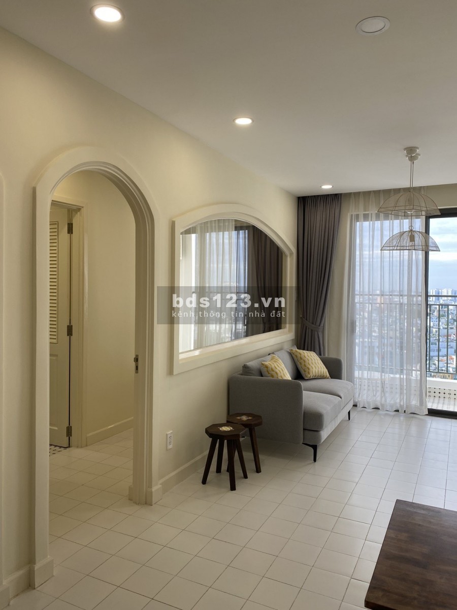 Em cần cho thuê nhanh CC Wilton 2PN, view hồ bơi, đầy đủ nội thất, giá 15tr/th. LH 0796523468