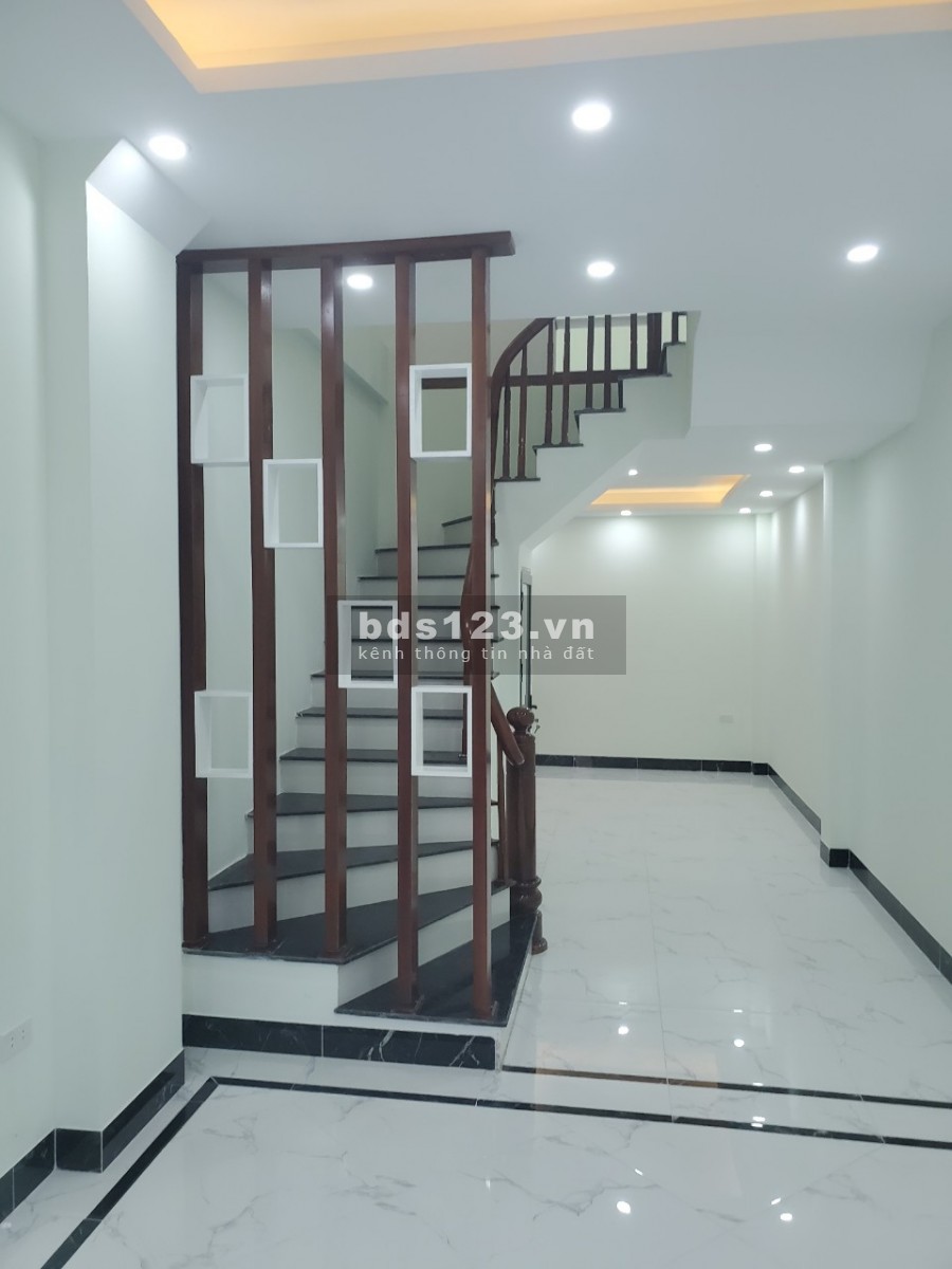 Hoa hậu mặt tiền 4m xây 4 tầng giá 3.5tỷ Ngã tư Tố Hữu Vạn Phúc,Hà Đông, cách ngã tư 150m