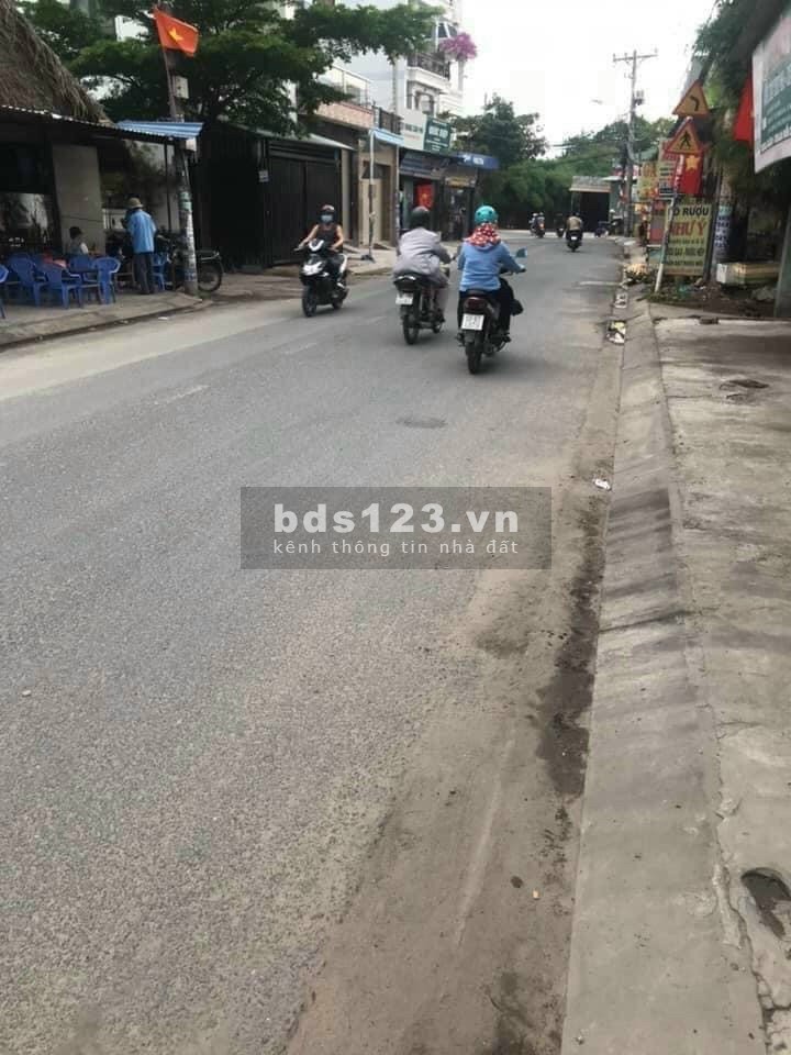 Nhà Hóc Môn, 81m2, 810 triệu đường Giác Đạo, Trung Chánh, Hóc Môn.