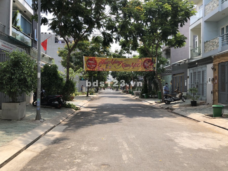 Bán đất thổ cư đường nhựa trước nhà 8m Đặng Thùy Trâm P13 Bình Thạnh 120m2 giá rẻ 10 tỷ 399