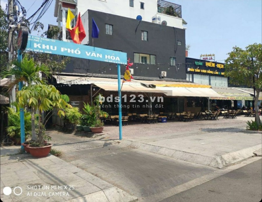 Nhà 1 trệt + 2 lầu 3pn giá 9tr hẻm 308 Huỳnh Tấn Phát