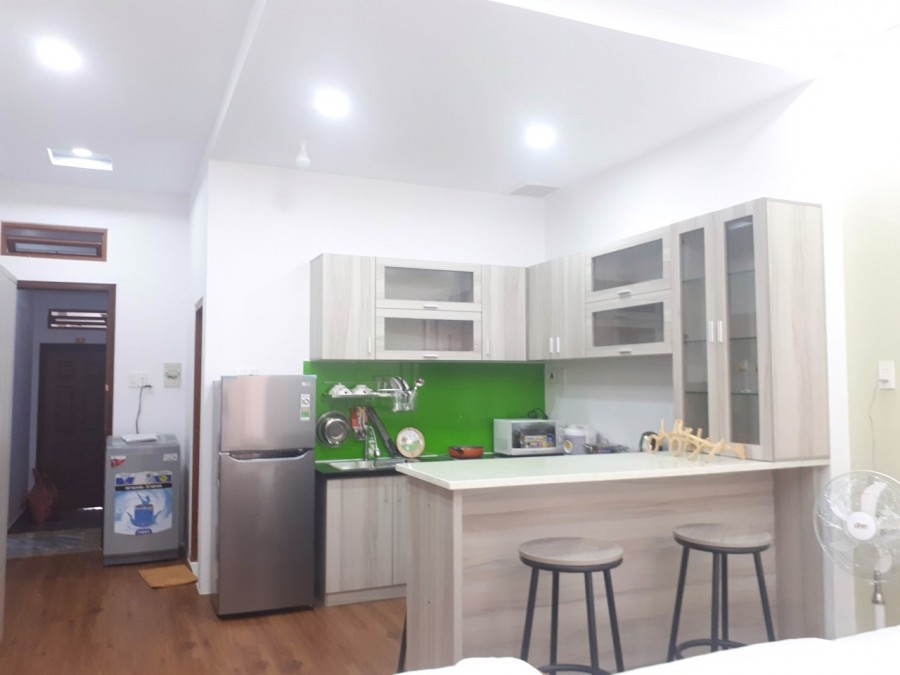 Nhà 5 tầng HXT Bạch Đằng phường 24, dt 105m2 doanh thu 75tr/tháng