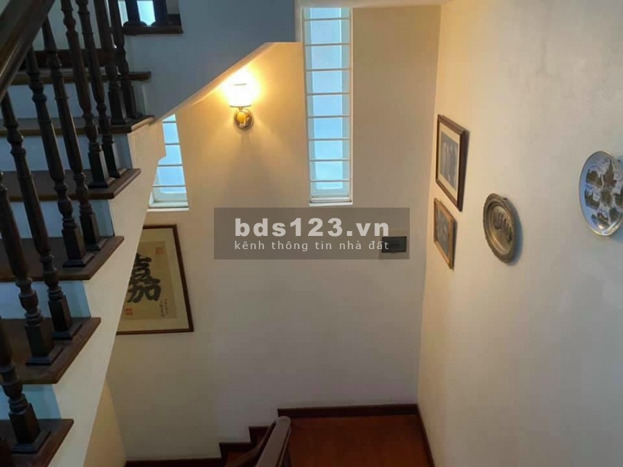 BÁN NHÀ METRO HÀ ĐÔNG, OTO TRÁNH, 55m2 5 TẦNG, 5TỶ6