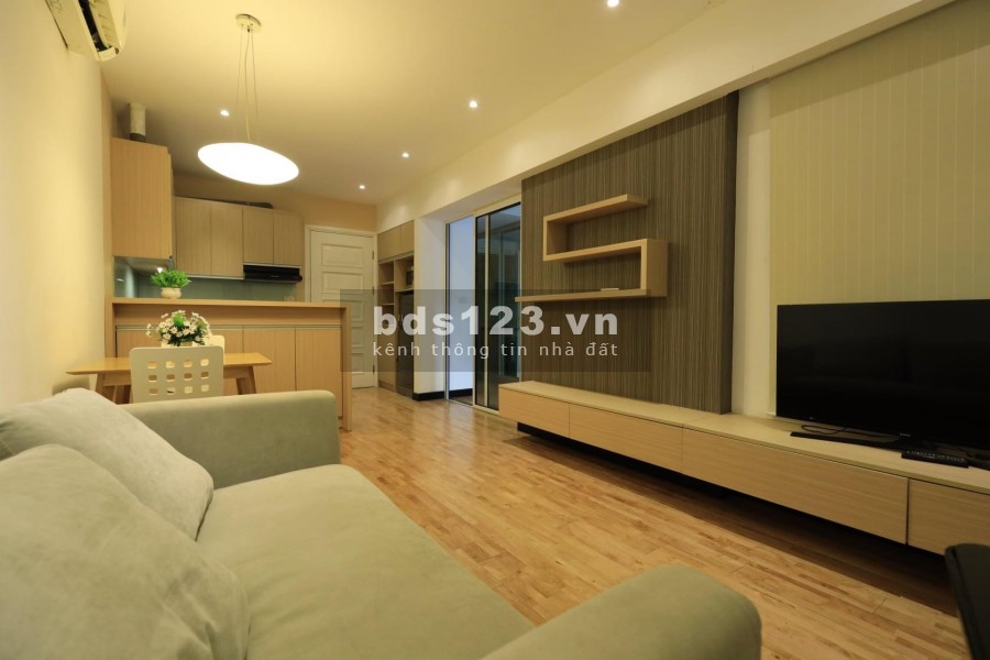 Bán nhà Ngã Tư Sở với toà 5 tầng kinh doanh, ô tô, MT 5.5m giá hơn 8 tỷ