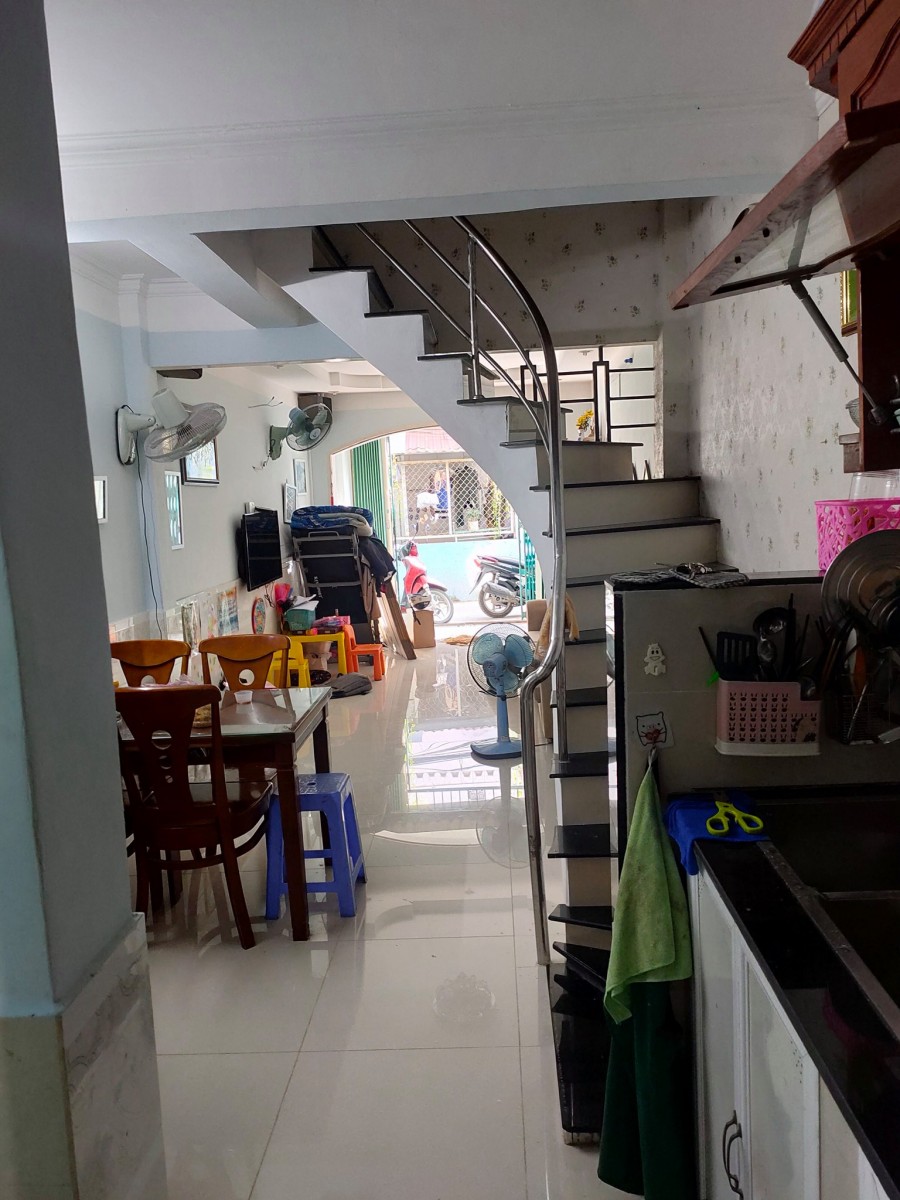BÁN GẤP Nhà Huỳnh Tấn Phát 100m2 còn 6.5tỷ