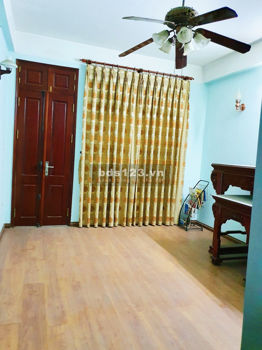 Bán nhà Kim Giang, Thanh Xuân, Kinh doanh, ô tô tránh, 60m2x5T, Mt 4m, giá hạ sốc 1 tỷ