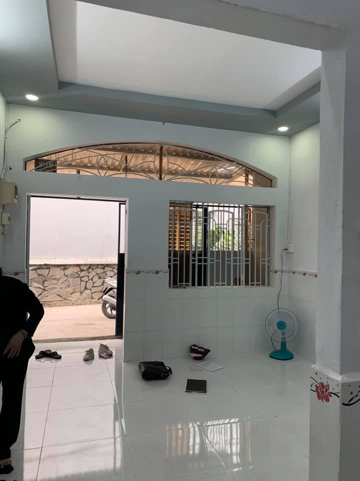 Bán nhà đường T8 Phường Tây Thạnh Quận Tân Phú 34m2 2 tầng giá chỉ 2.9 tỷ