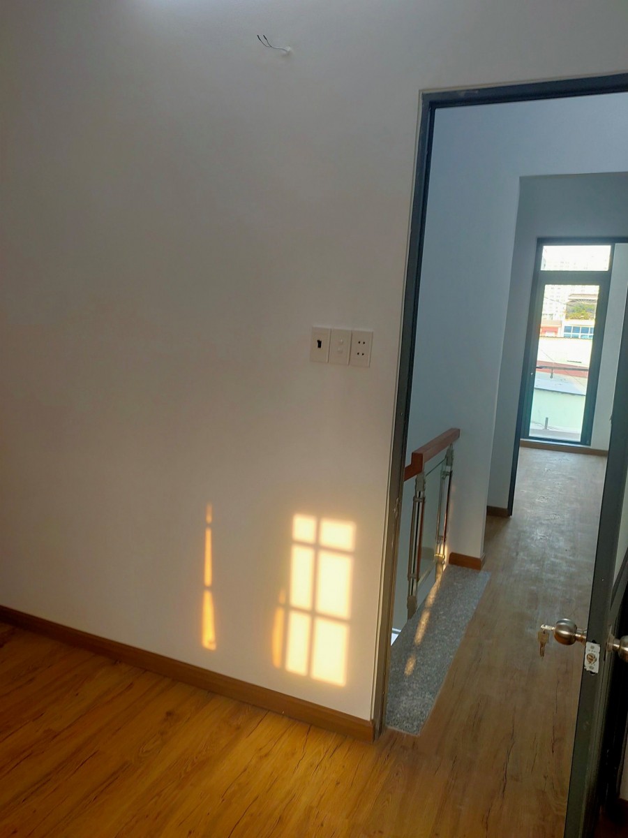 Nhà đẹp, mới xây HXH Trần Xuân Soạn Quận 7 sát KDC Him Lam gần 50m2 giá 4.4 tỷ