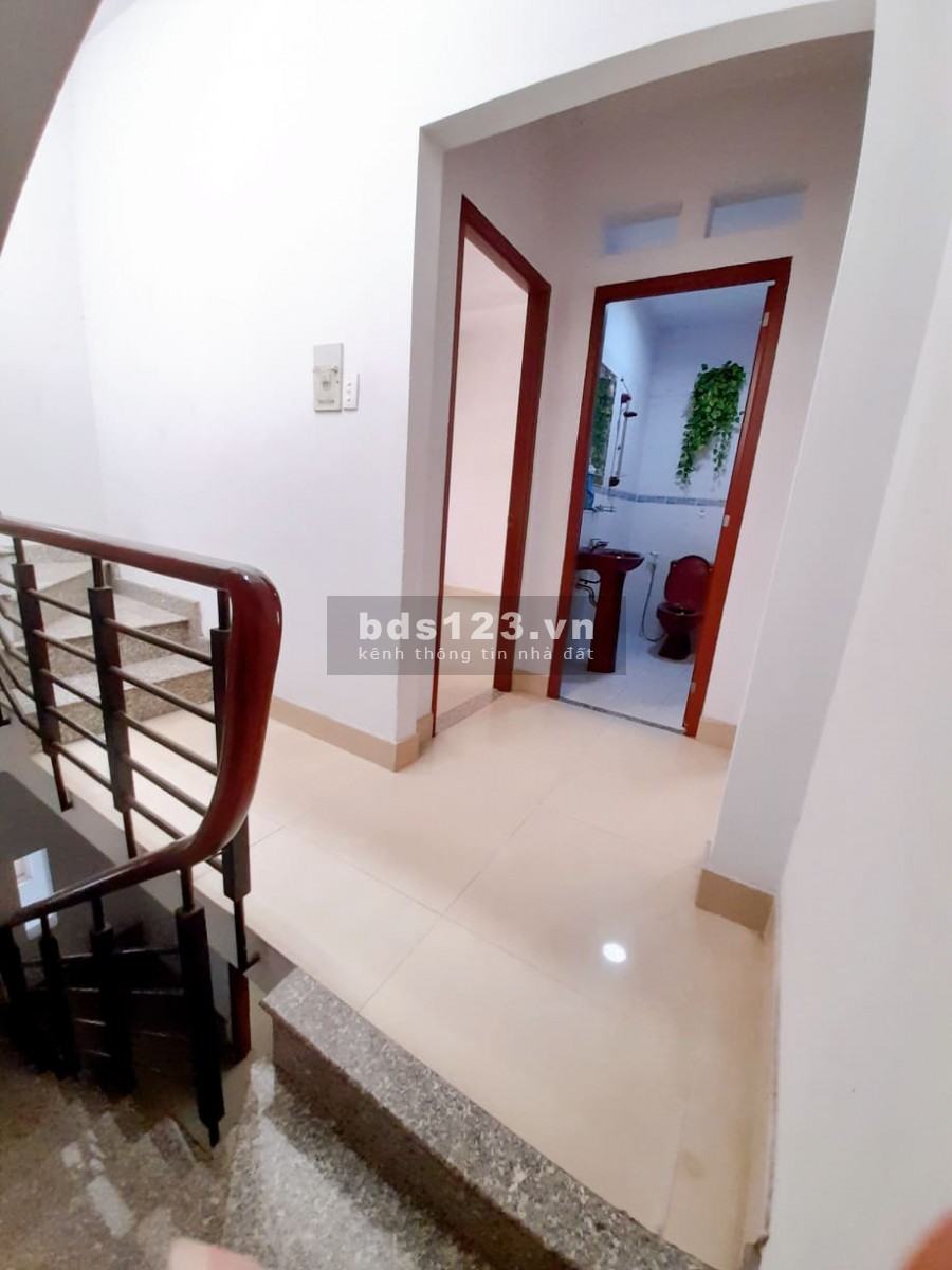 Bán nhà chính chủ, 50m2, 4 tầng, chỉ 4 tỷ 2, Nguyễn Thái Sơn, P.7, Quận Gò Vấp.