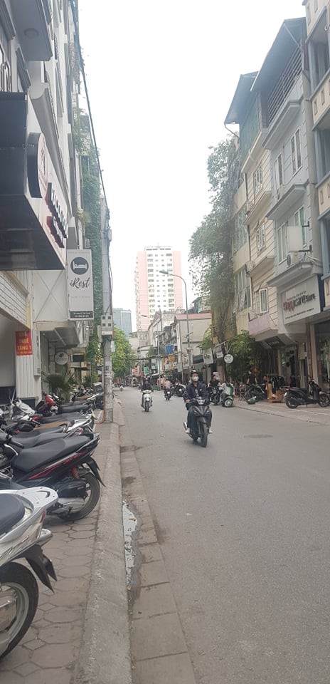 NHÀ MẶ PHỐ BẠCH MAI SIÊU ĐẸP MẶT TIỀN TO VỈA HÈ RỘNG