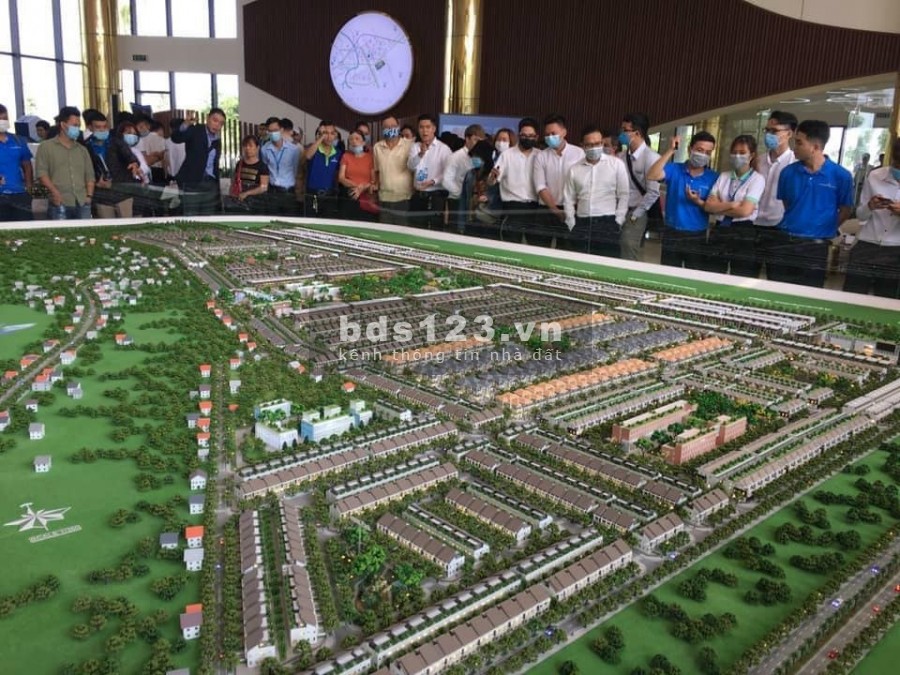 Nhà phố từ 4.5 tỷ chiết khấu cao được vay 70% sản phẩm, lãi suất 0%, lh 0908567992