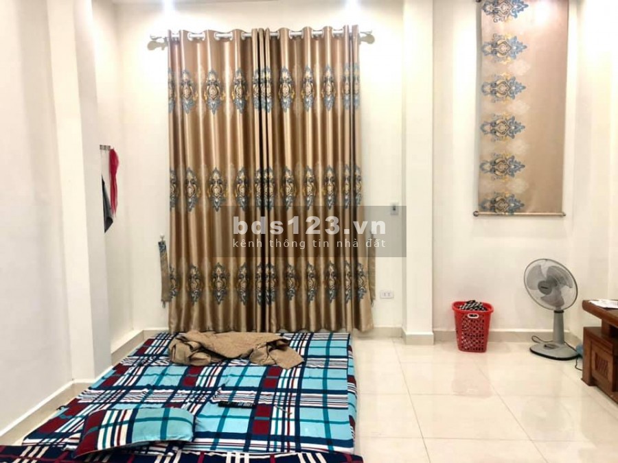 Bán Nhà Thổ Quan 35m 4 Tầng Ba Gác Đỗ Cửa Ngõ Thông Gần Phố LH 0392028893