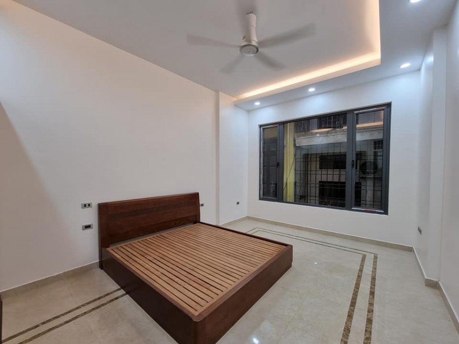 Bán Nhà Nguyễn Ngọc Nại 52m2 Phân Lô Gần Phố MT 4m Oto Đỗ Cửa Dân Chí Cao