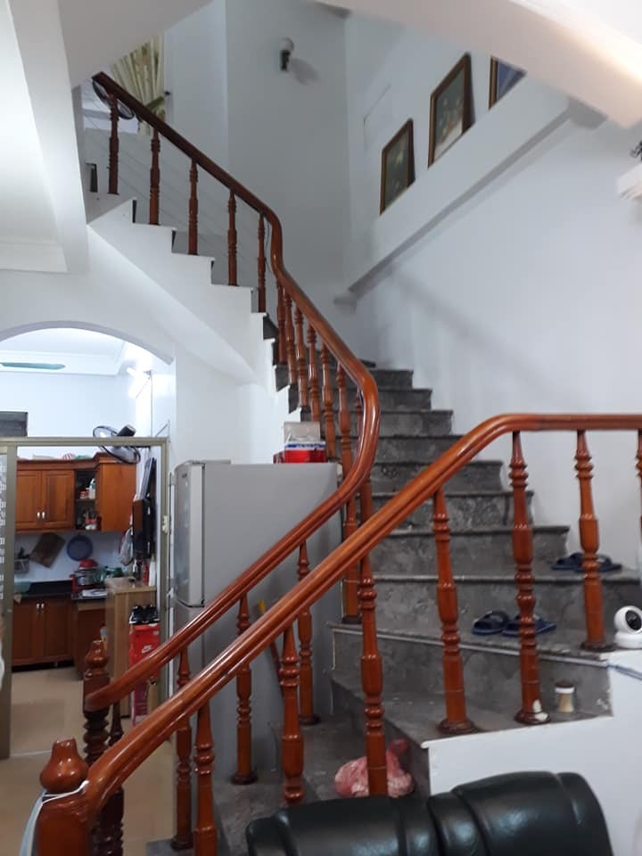 Bán Nhà 4 Tầng, Gần Phố, Tây Sơn, Đống Đa, DT 50m2, Gara Ô Tô, Kinh Doanh. Giá 7,2 Tỷ.