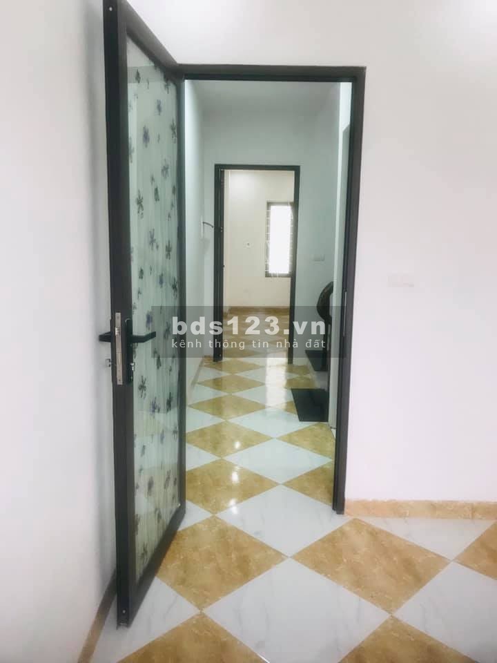 Bán nhà KINH DOANHMặt Phố Ngũ Nhạc, Hoàng Mai, 5 Tầng, 3 tỷ