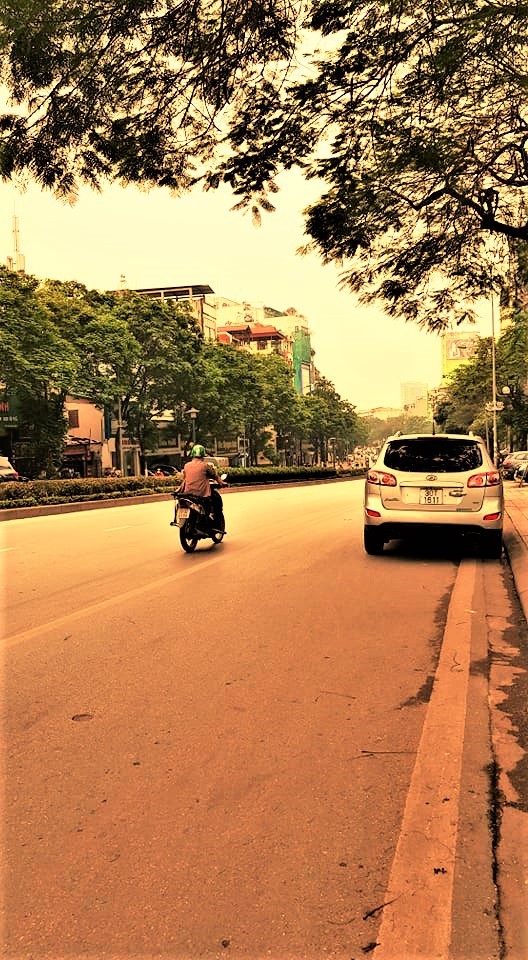 5 tỷ 9 có 300m2 nhà phân lô Nguyễn Văn Cừ, gara oto, thang máy, 2 mặt thoáng, thông tứ tung