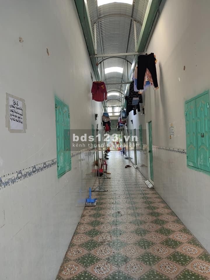 Nhượng lại dãy trọ 14 phòng vàn 2 kiot ngay chợ Mỹ Phước 3 thu nhập 18 triệu/tháng