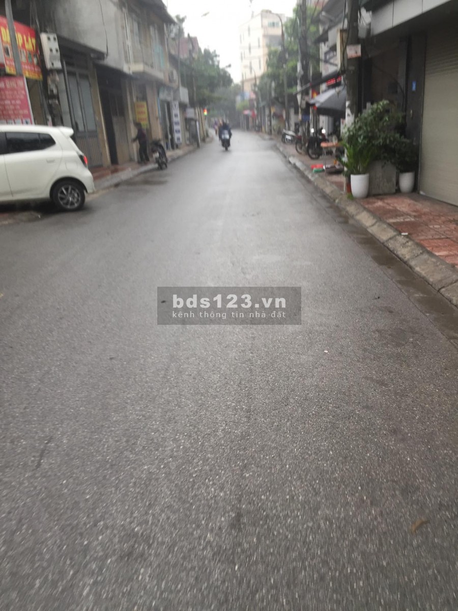 NHÀ VŨ XUÂN THIỀU GARA Ô TÔ THANG MÁY 111M2x5T GIÁ: 10.5 TỶ