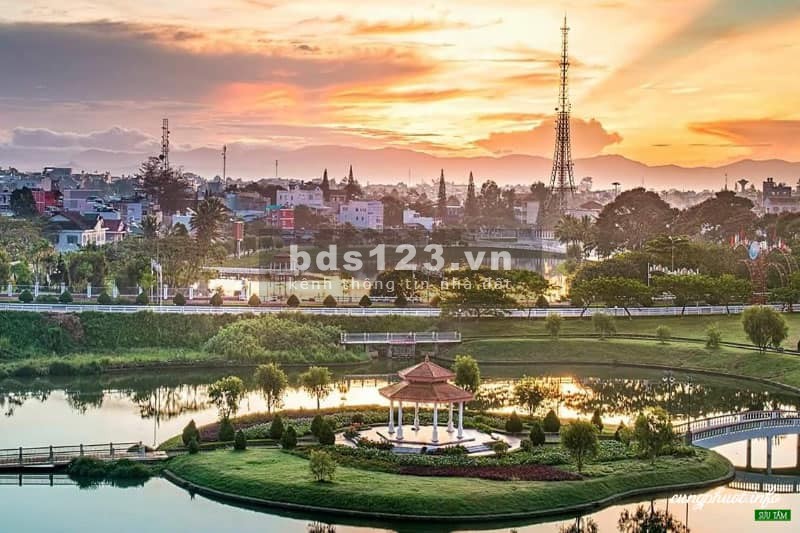 Bán gấp 200-300m2 mặt đường Trương Định