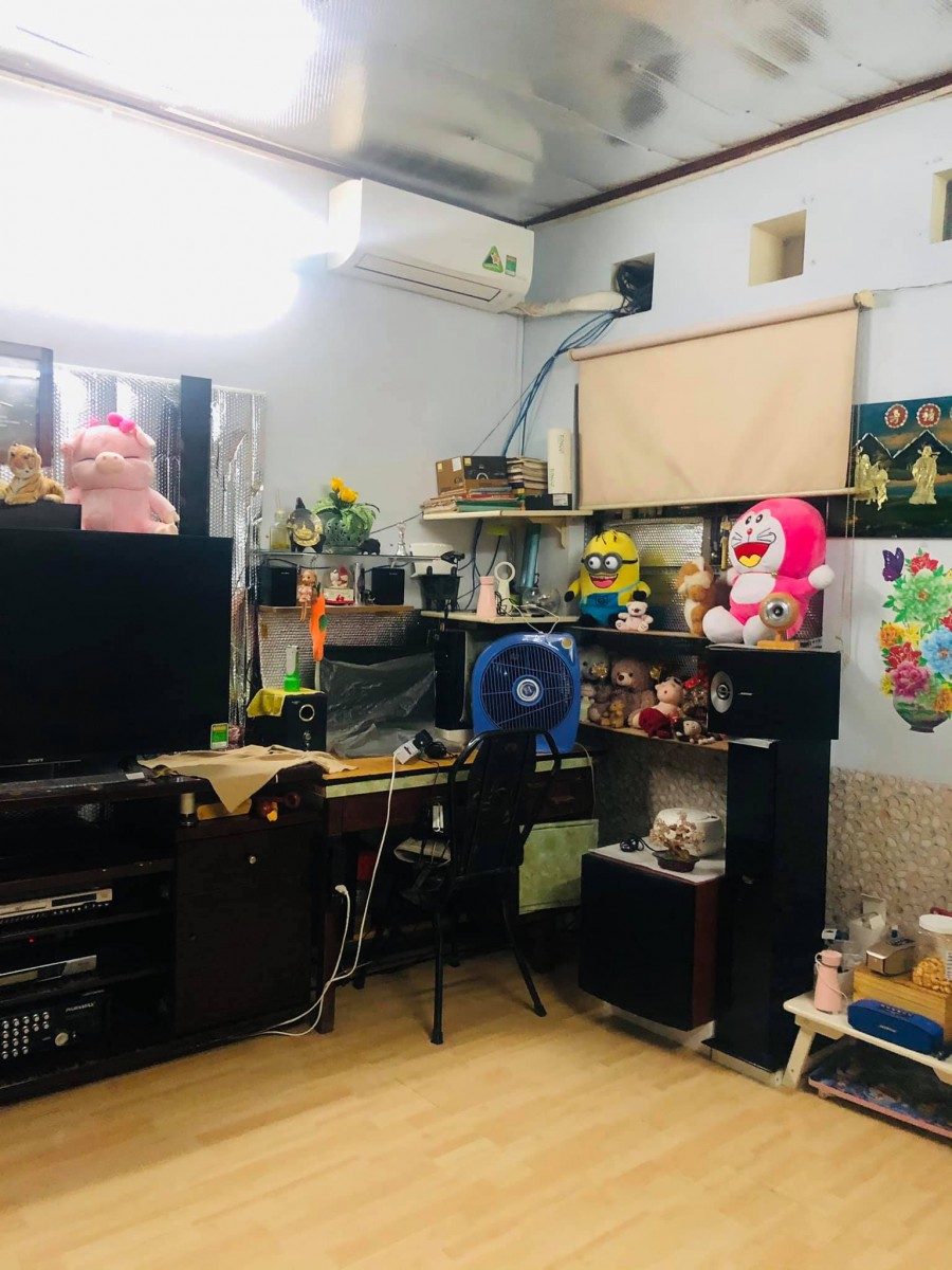 Nhà đẹp - Đường Nguyễn Văn Linh, P. Bình Thuận, Quận 7 dt 40m2 nở hậu giá 2,85 tỷ
