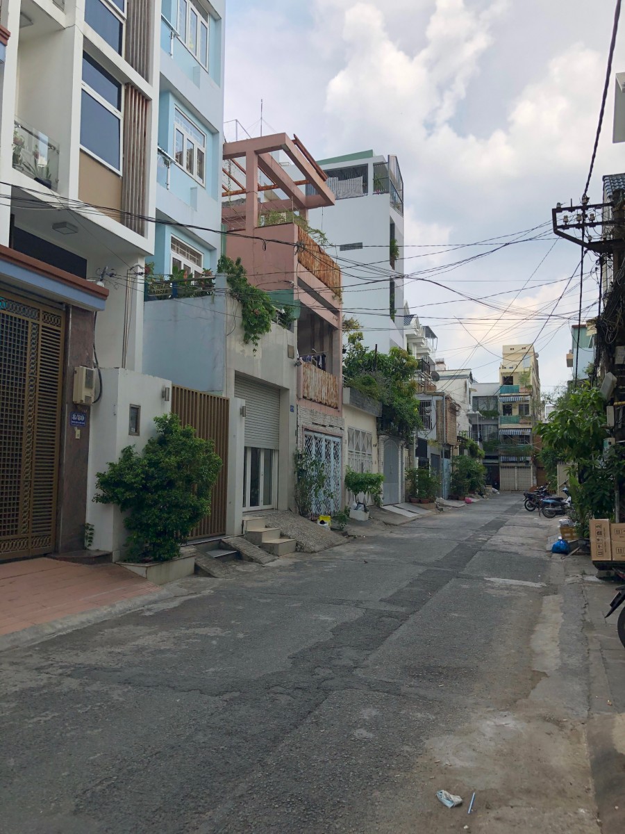 Nhà C4 gần Hàng Xanh 8x21m CN 170m2 - 126tr/m2