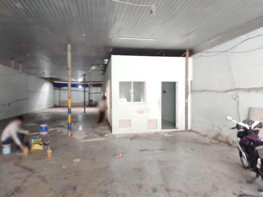 Cho thuê kho mới (330m2) MT đường nội bộ Phạm Hùng P4 Q8