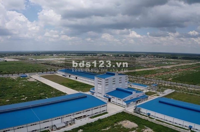 Bán vài lô đất tuyến số 4, khu công nghiệp becamex Đồng Phú, dt 210m2, đất thổ cư, sổ hồng riêng