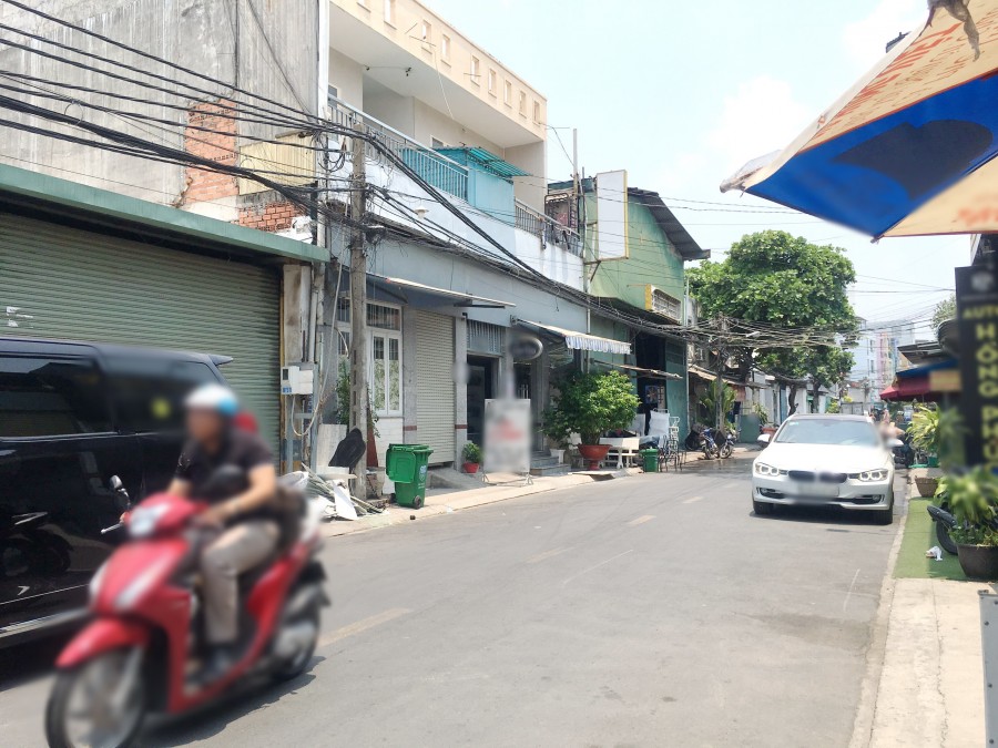 Cho thuê kho mới (330m2) MT đường nội bộ Phạm Hùng P4 Q8