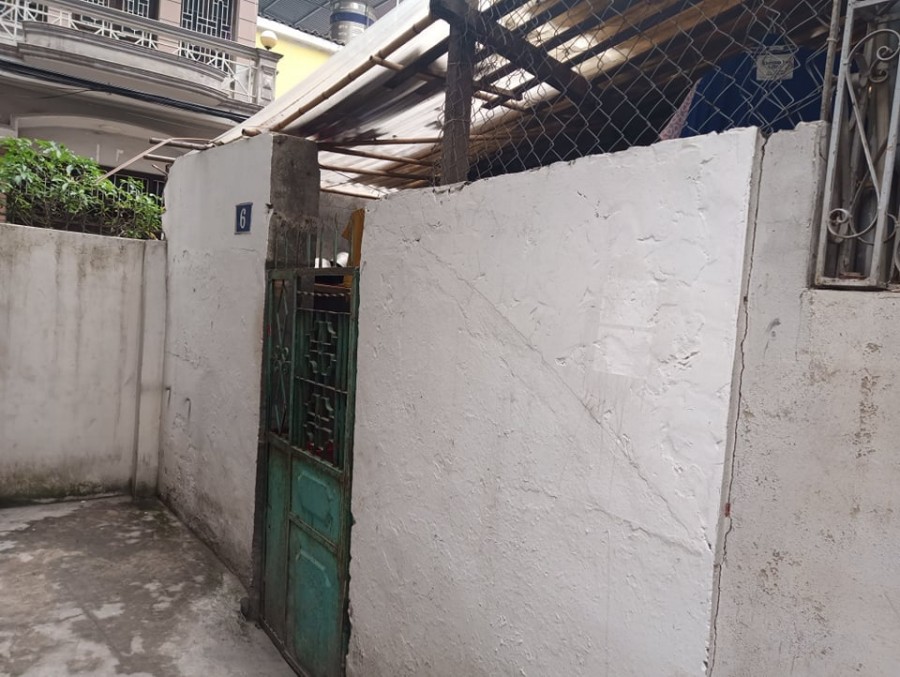 Bán đất 50m2, ngõ rộng, gần phố, sổ đẹp, chỉ hơn 4 tỷ ở Phố Cầu Giấy