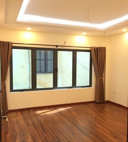 Nhà phân lô, khu dân trí cao tấp nập sinh viên, ô tô tránh, ô tô đỗ cửa