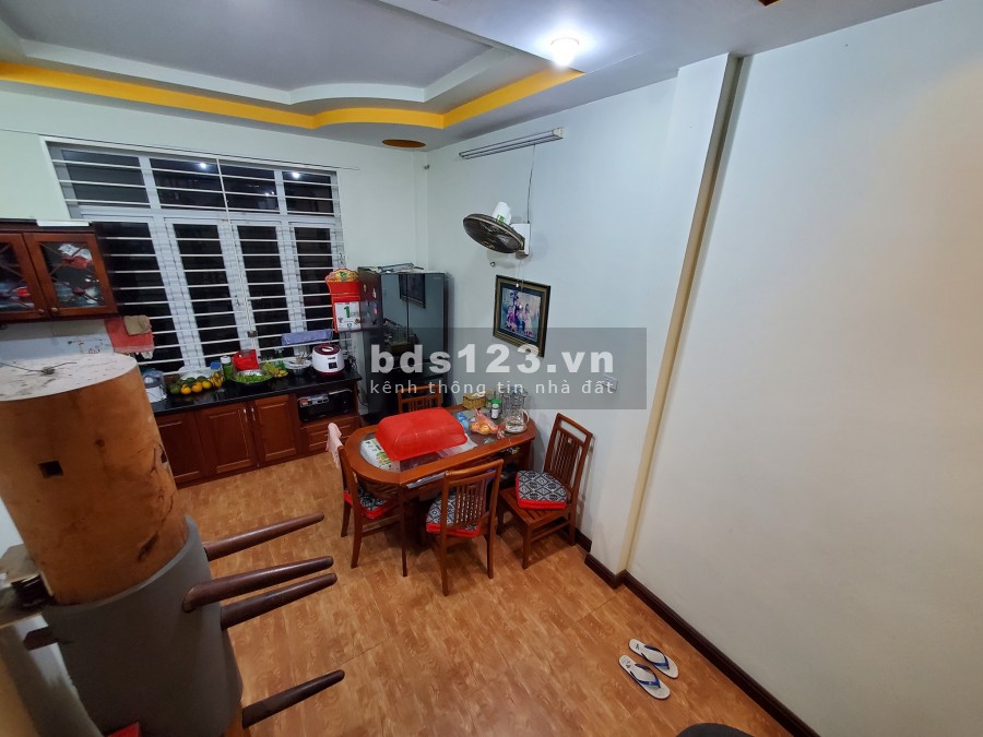 Bán Nhà Phố Quang Trung, Ô tô đỗ cửa, 63m x 3T, MT3.3m, giá 3 tỷ 9, Lh 0902083139