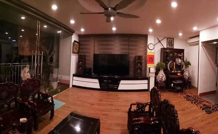 Bán Nhà phân lô Hoàng Quốc Việt 48m2 x 5T, ô tô tránh KD văn phòng, chỉ 9.6 tỷ