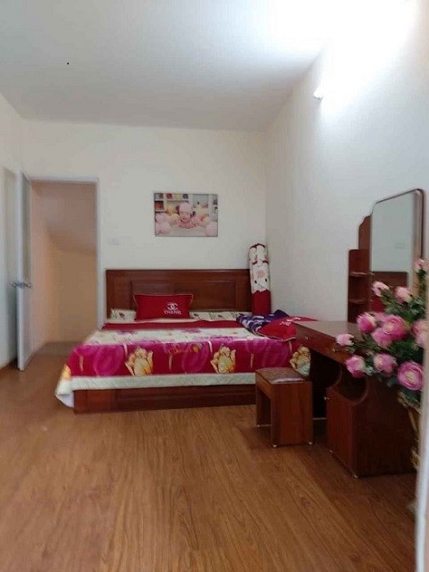 Bán nhà đất phố Tô Hoàng, 75m2, MT 5m, ô tô vào nhà, nhỉnh 7 tỷ