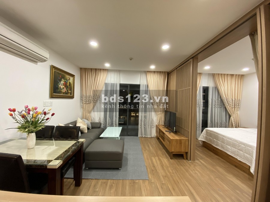 Cho thuê căn hộ Republic Plaza 1PN. Nội thất cao cấp. Giá: 10.5tr/th - LH: 0765568249 Mr Văn