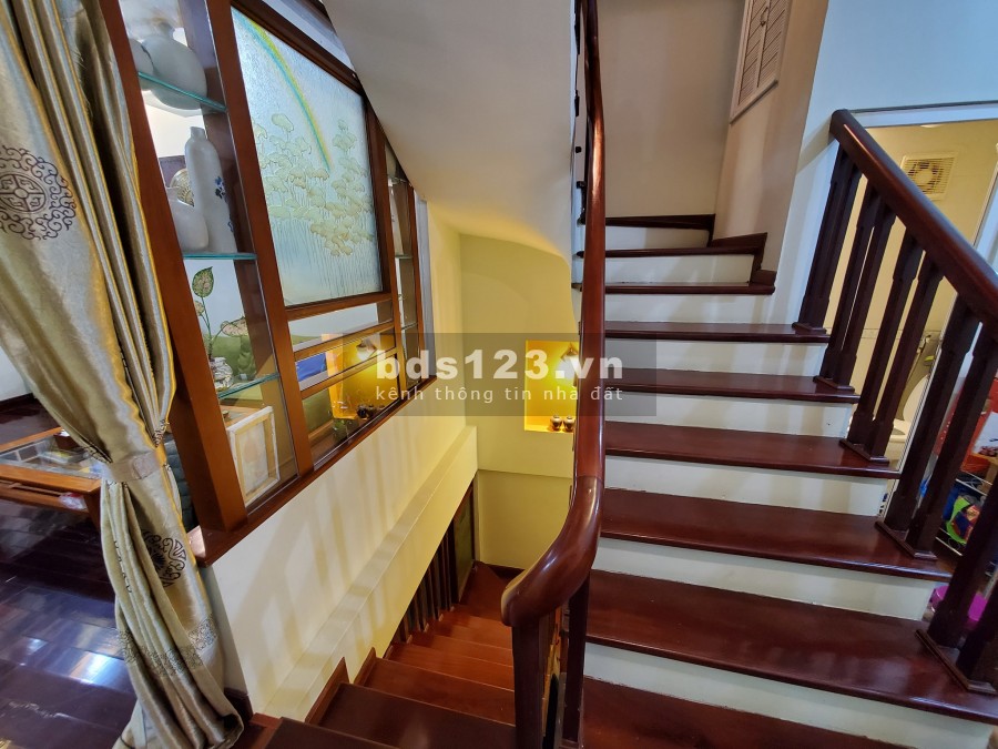 Bán Nhà Phố Quang Trung, Ô tô đỗ cửa, 63m x 3T, MT3.3m, giá 3 tỷ 9, Lh 0902083139