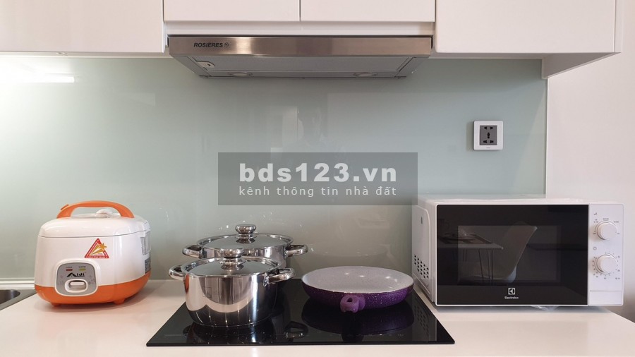 Cho thuê căn studio tầng 10 toà G3 Vinhomes Greenbay Mễ Trì