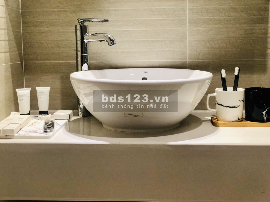 Cho thuê căn studio tầng 10 toà G3 Vinhomes Greenbay Mễ Trì