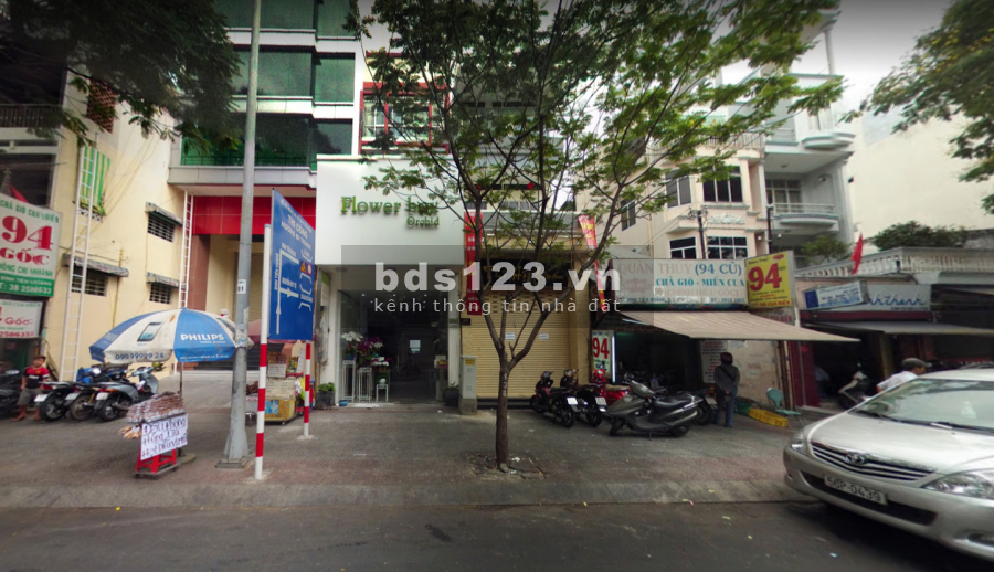 Cho thuê Nguyên Căn Mặt Tiền Đinh Tiên Hoàng Q.Bình Thạnh.