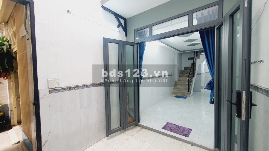 4.7 Tỷ Có Ngay Nhà HXH Đường Lê Văn Sỹ Q.3 35m2, Khu Vực An Ninh