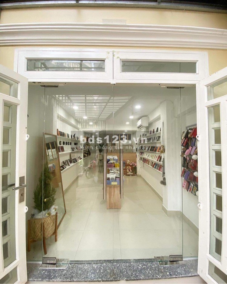 Bán nhà đường Nguyễn Đình Chiểu, hẻm thông tứ phía 38m2 2 PN , Giá tốt.